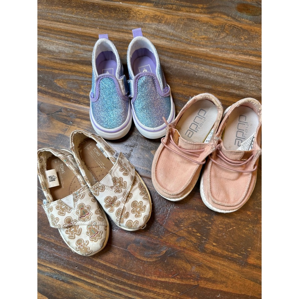 Kids Toddler Shoe Bundle Hey Dude Vans TOMS Size 7-8 Pink Glitter Gingerbread